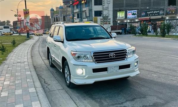 تويوتا لاندكروزر 2015 للبيع في العراق - رفاعي